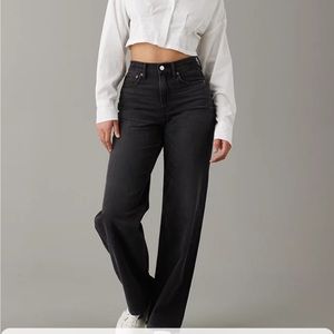 AE Strigid Curvy Super High-Waisted Baggy Straight Jean